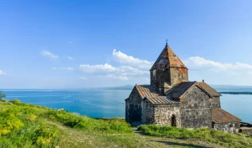 sevan-lake-and-sevanavank