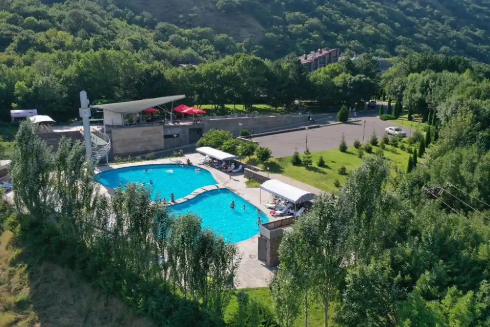 Aghveran Best Resort