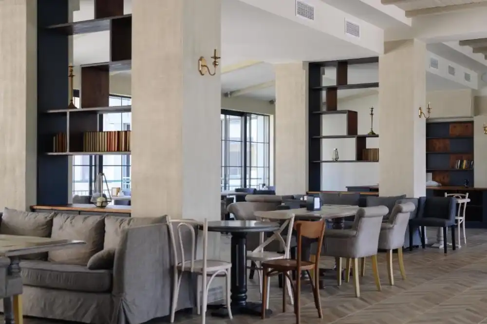 Apricot Hotel Aghveran (8)